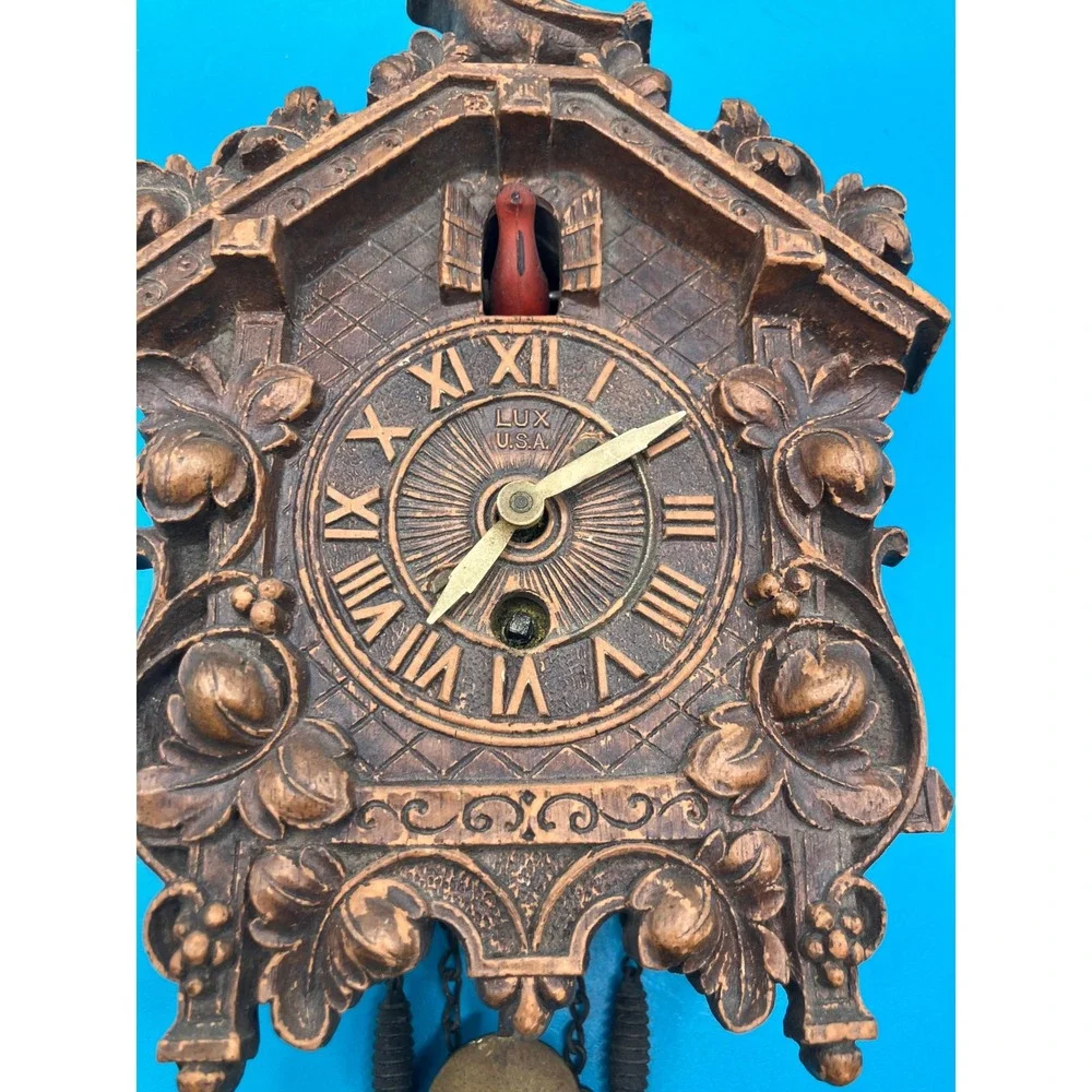 Lux Cuckoo Clock Small Brown Vintage Syroco Style Wall Decor READ